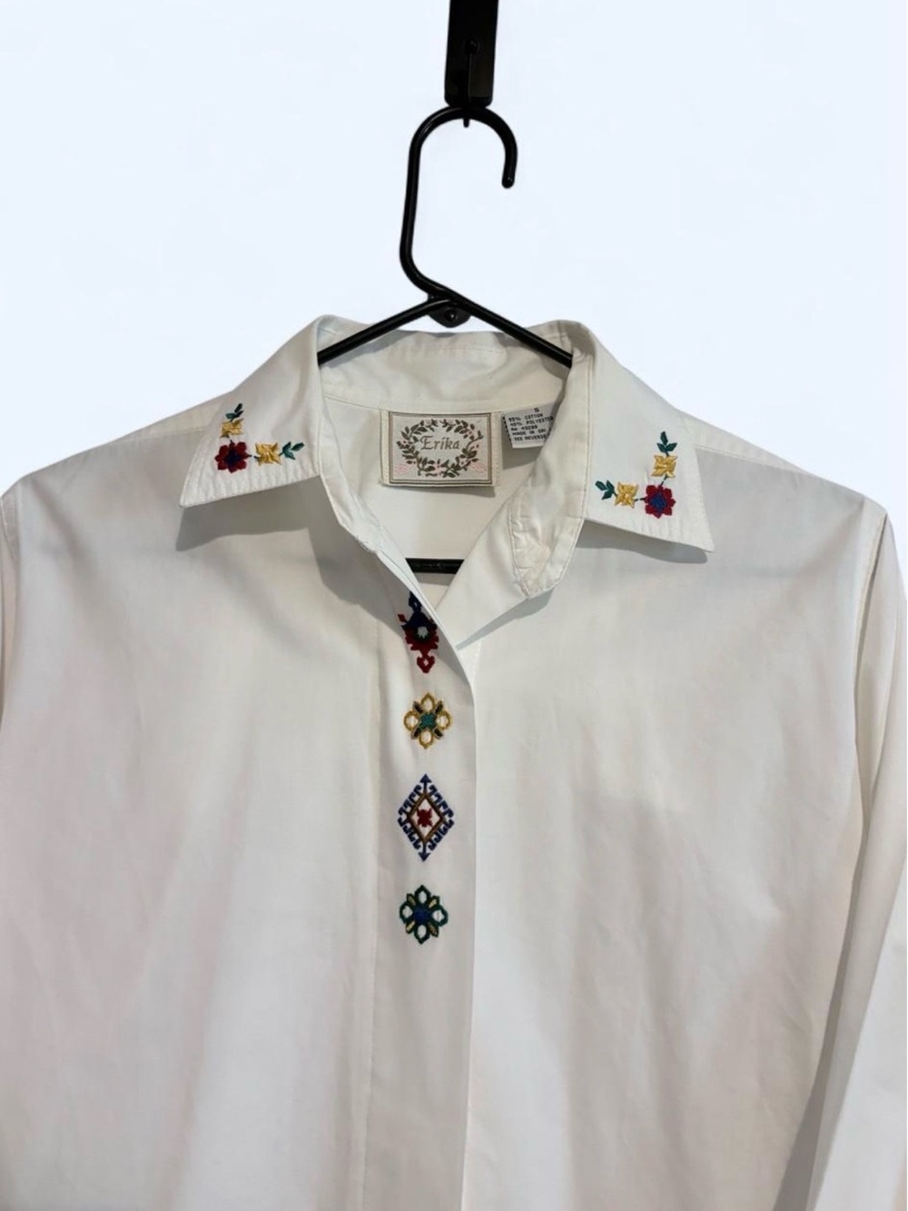 Vintage Erika White Button-Down Shirt with Embroidery